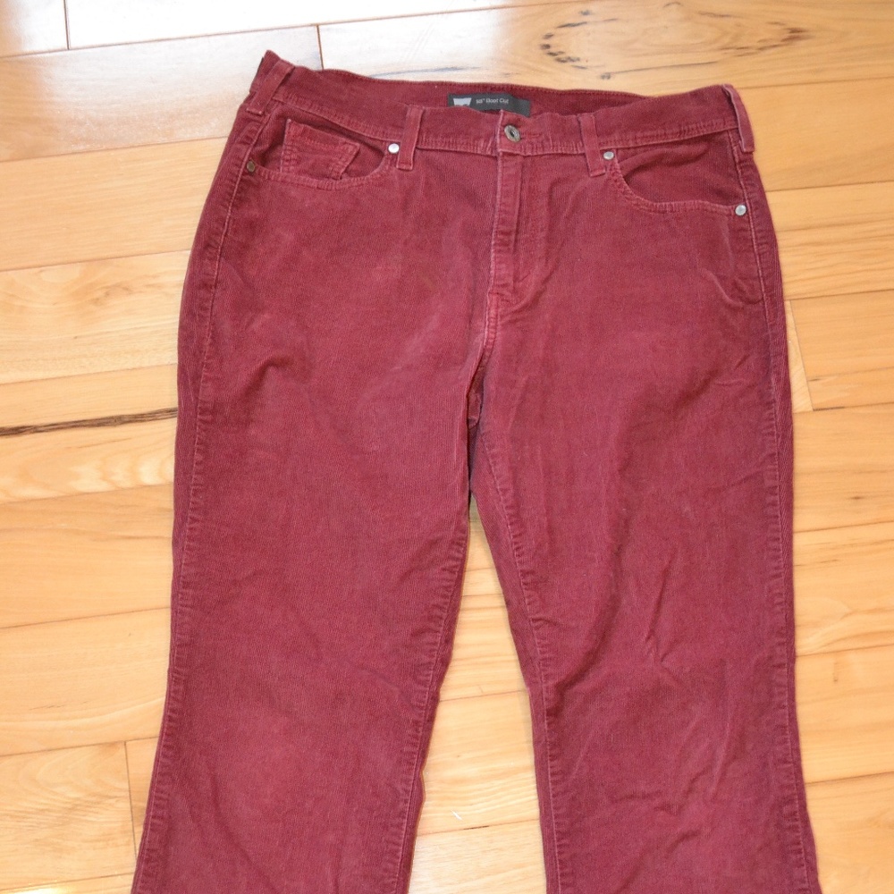 Levis red 515 boot cut corduroy pants 12 12x27